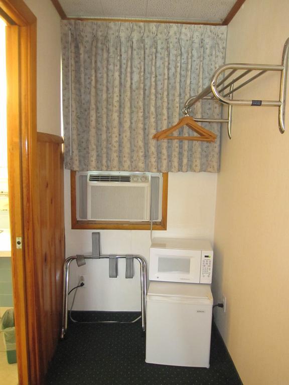 Wakita Court Motel Queensbury Quarto foto